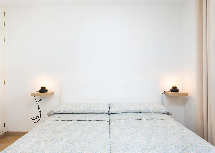 Home2book Ocean Views & Terrace Steps To The Διαμέρισμα